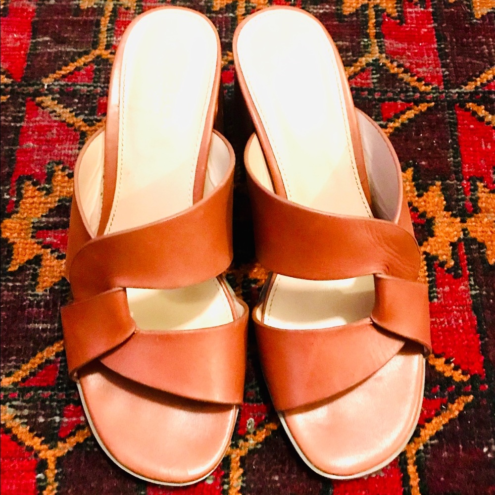 Leather slip in block shoes